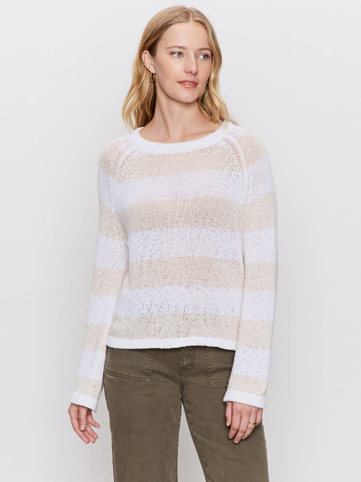 TEXTURED RAGLAN CREW PULLOVER - WHITE/LIGHT OAT STRIPE
