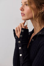 Surplus Cuff Top - Black