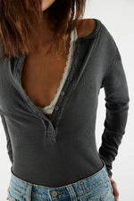 JAMIE HENLEY TOP-BLACK