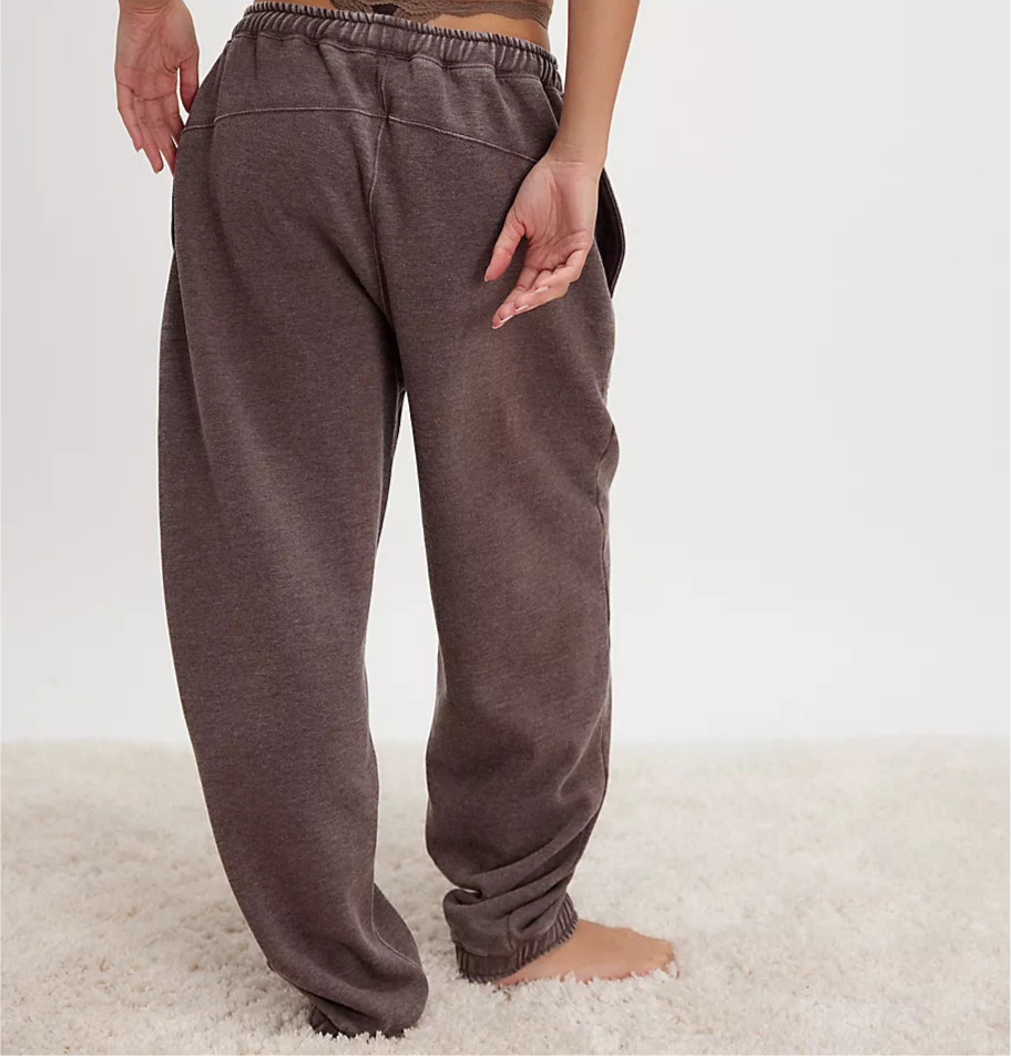 SLOW IT DOWN JOGGER - FRENCH TOAST