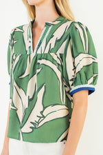Geometric Print Top With Stripe Detail - Gn