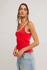 MOXIE TANK - HIGH RISK RED COMBO