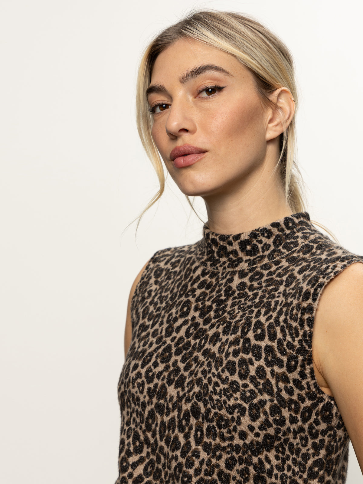 FUZZY SHELL - FRENCH KITTY