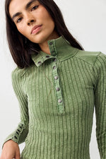 Surplus Cuff Top - Courtyard