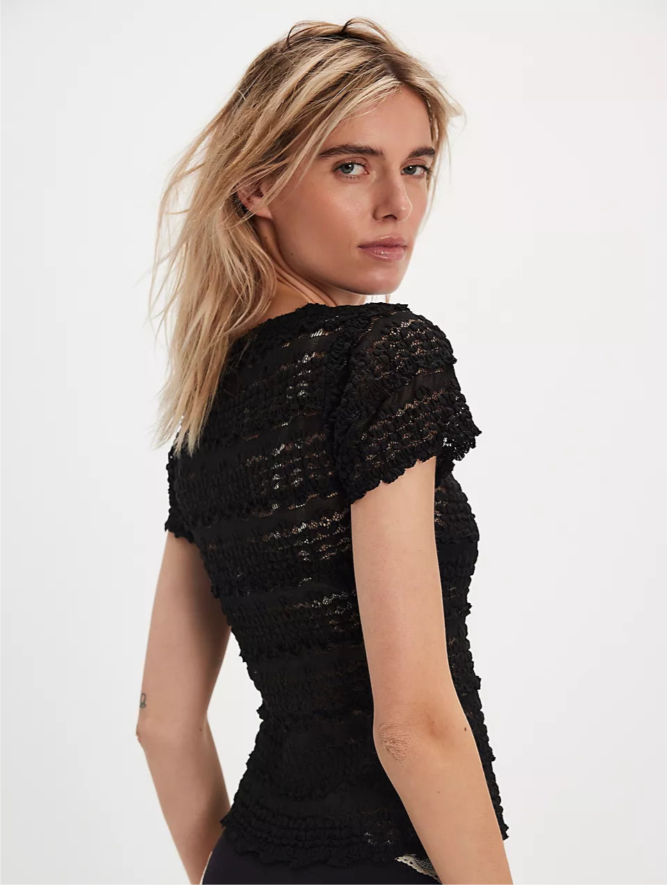 ANGELINA LACE TEE - BLACK