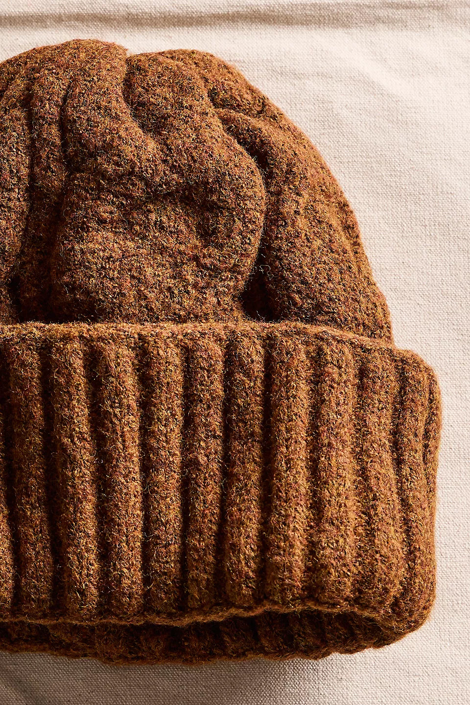 COASTLINE BEANIE HAT- COFFEE