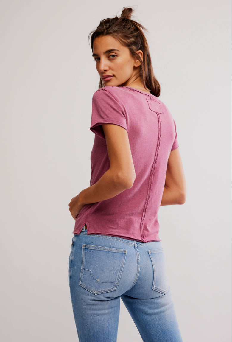 NOVA TEE - CRUSHED BERRY