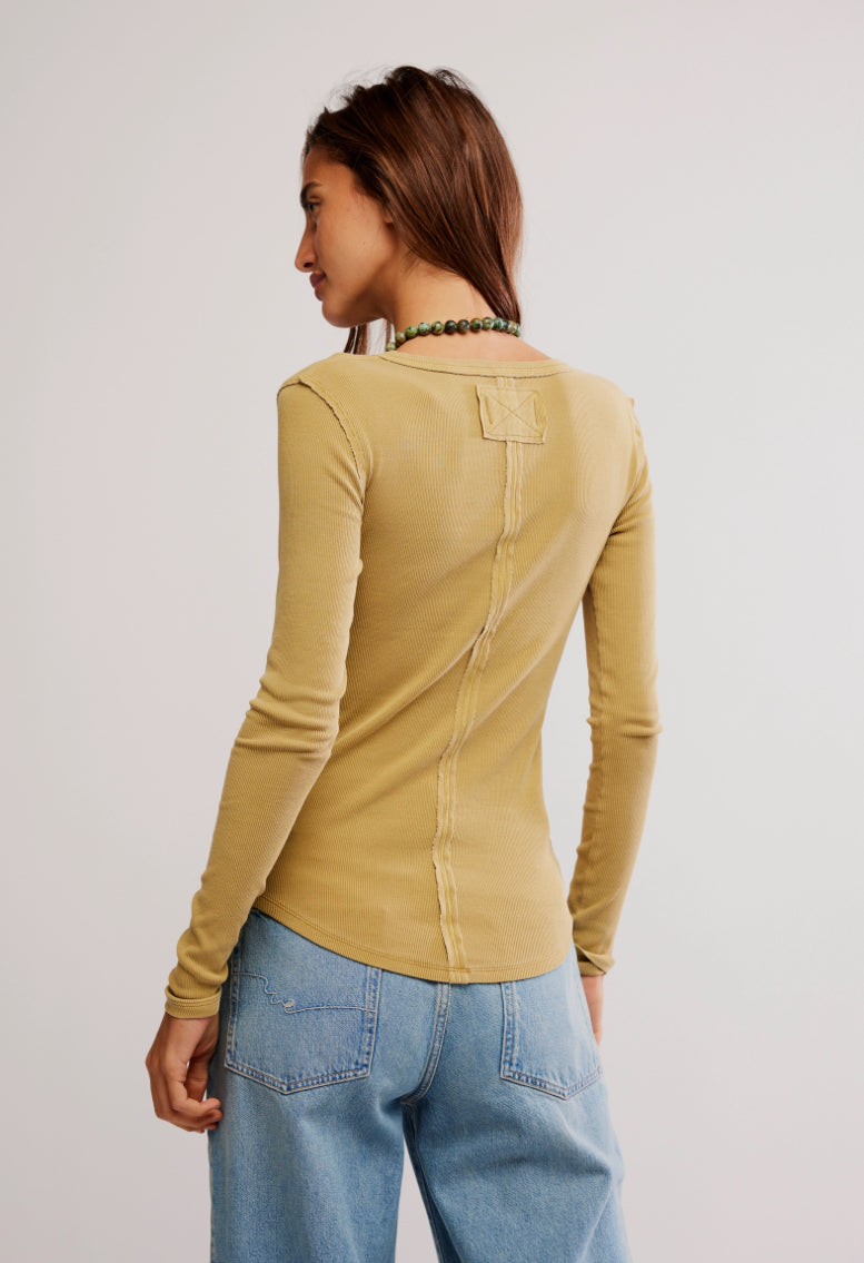 JAMIE HENLEY TOP-DRIED TOBACCO