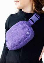 PURPLE FLEECE BELT BAG