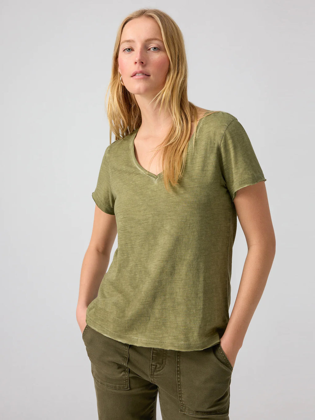 CAREFREE TEE-BURNT OLIVE