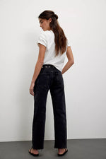 RISK TAKER MID-RISE JEANS- MAIN SQUEZZE