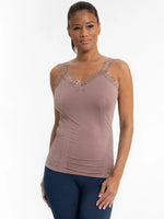 SEAMLESS LACE TANK