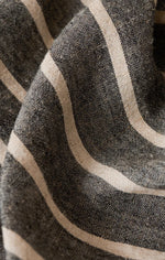 PERFECT LINEN STRIPED SHORT-BLACK