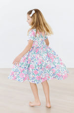 HYDRANGEA SHORT SLEEVE POCKET TWIRL DRESS