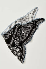 Carmen Knitted Triangle Bandana  - Angel White