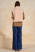 Reversible Sherpa Vest - Mocha