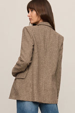 Z SUPPLY Evan Check Blazer in dark chocolate houndstooth, back view on model paired with blue jeans