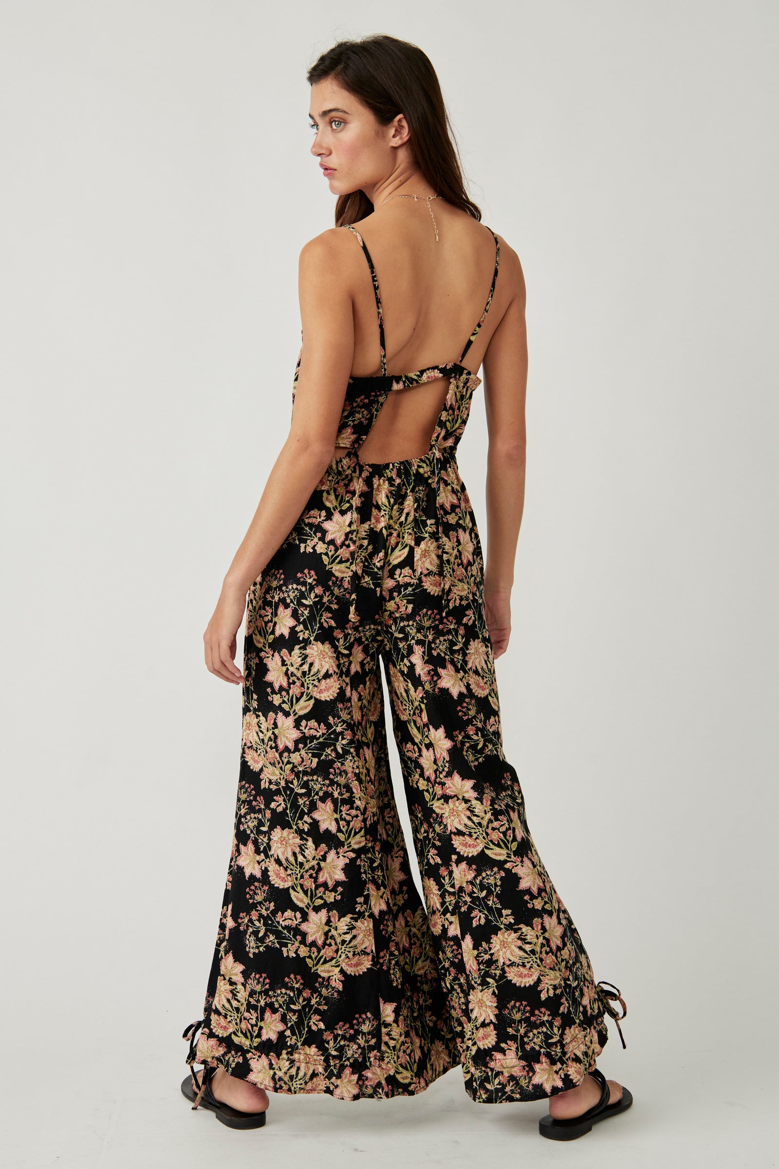 STAND OUT PRINTED JUMPSUIT