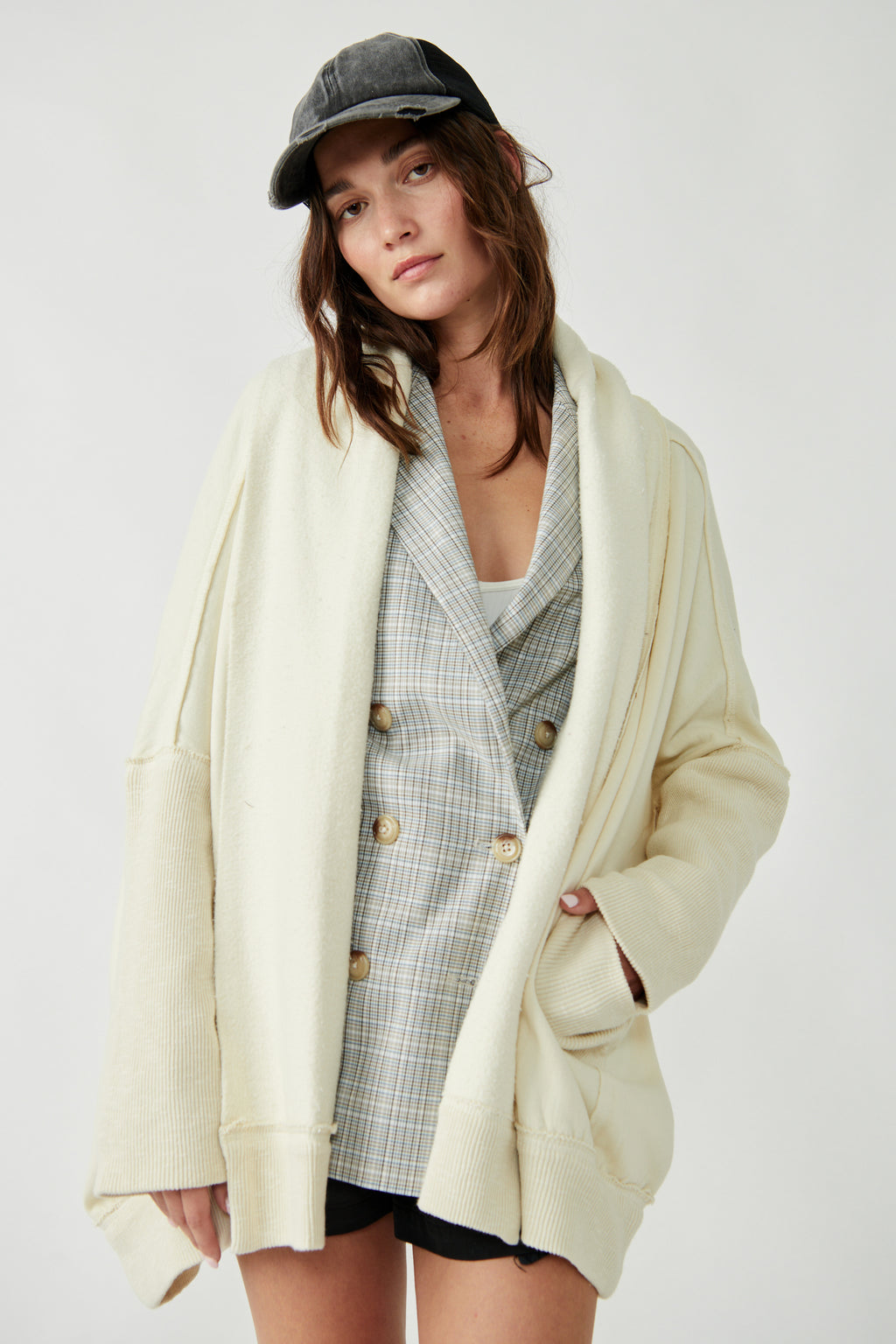 MONDAY- FRIDAY CARDI - NILLA CRESM